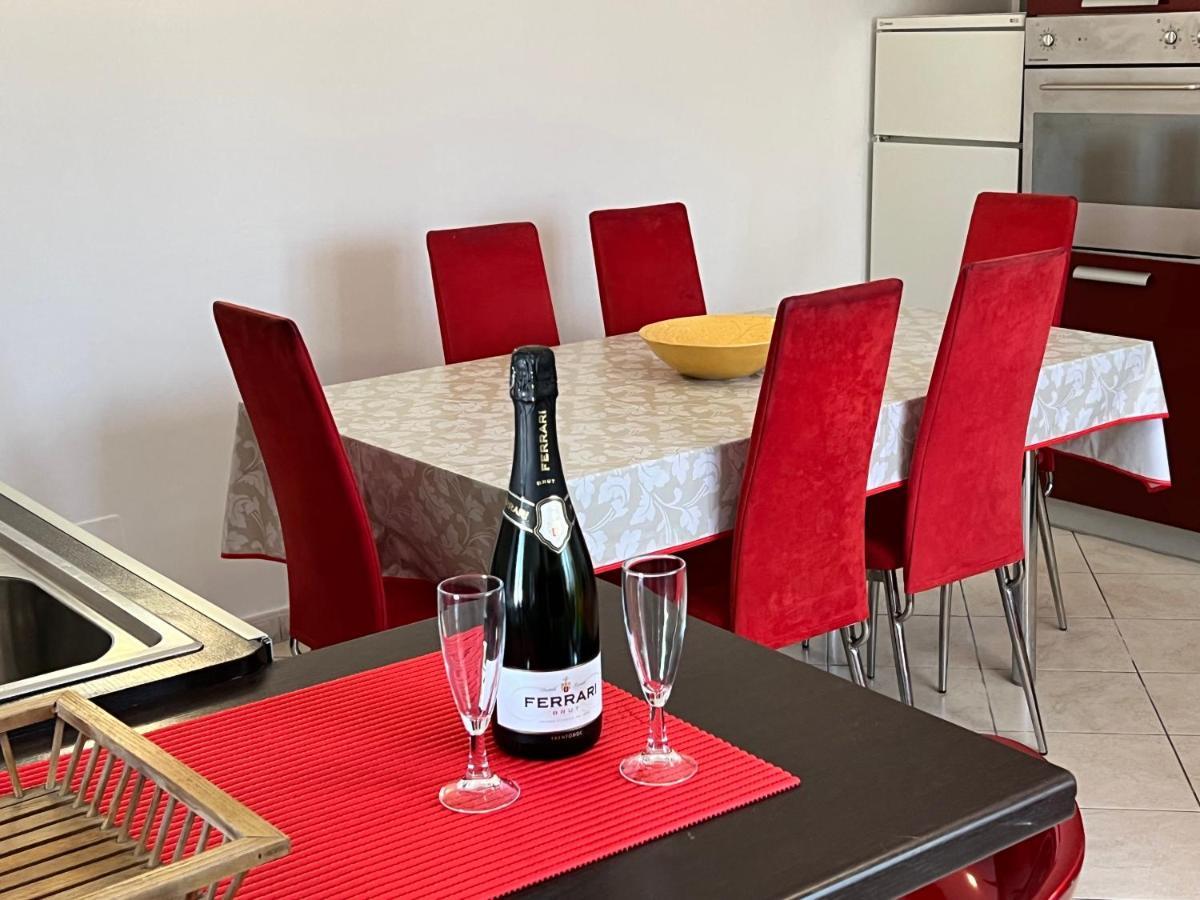 ***** La Casa Di Gio Lejlighed Caltanissetta Eksteriør billede