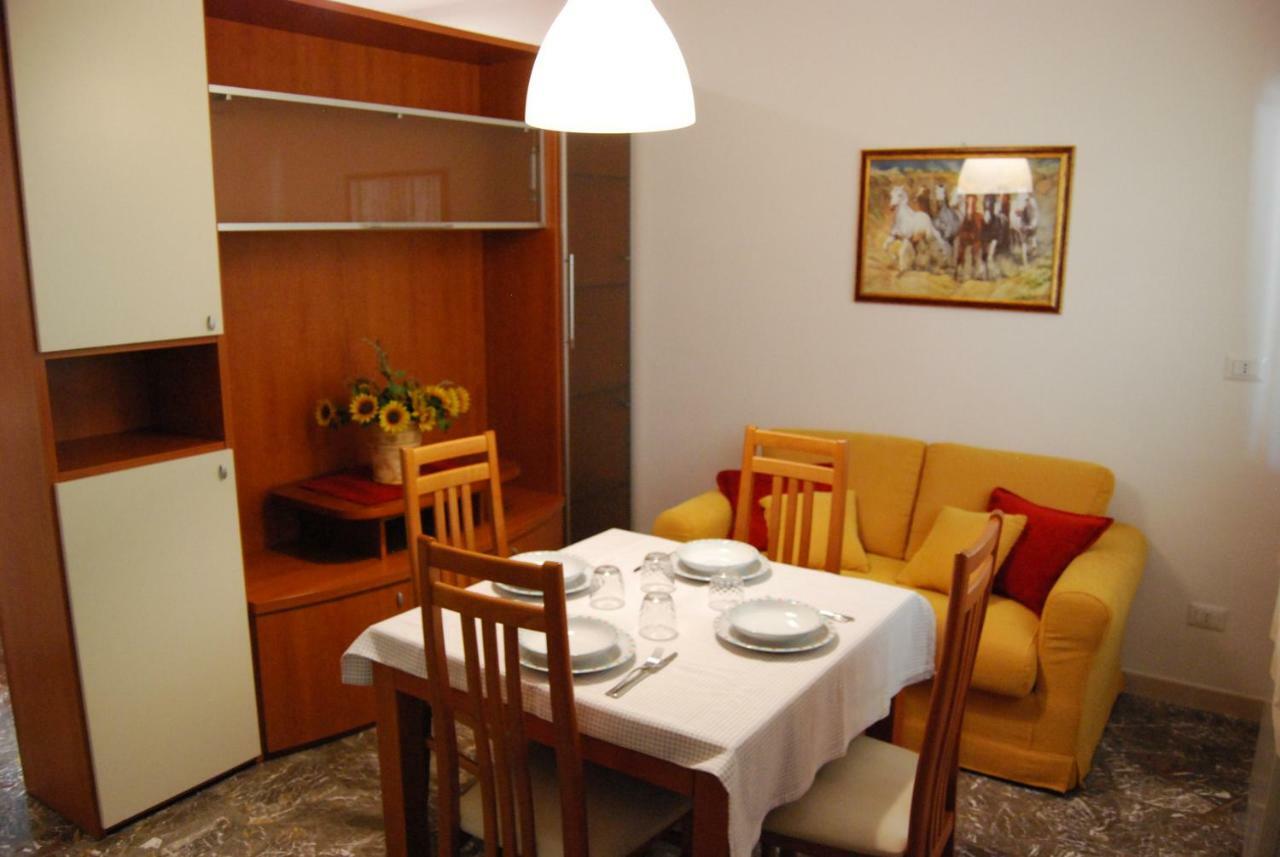***** La Casa Di Gio Lejlighed Caltanissetta Eksteriør billede